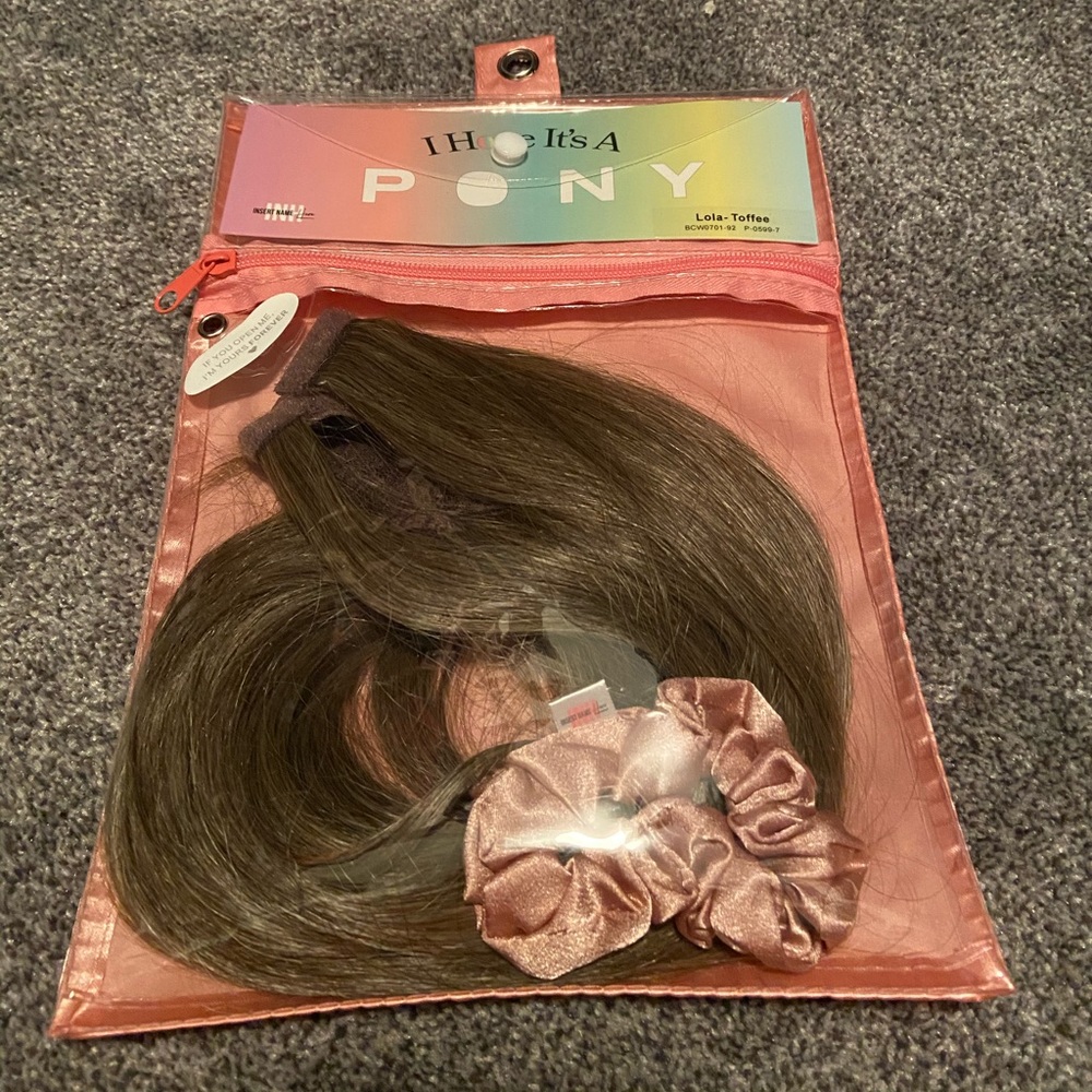 Lola Pony- INH